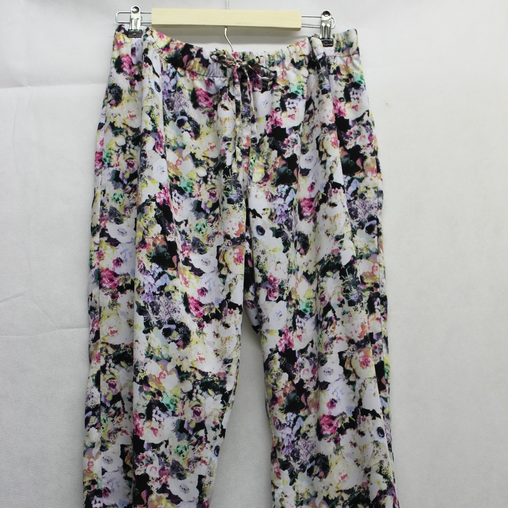 Xhilaration Floral Print Lounge Pants